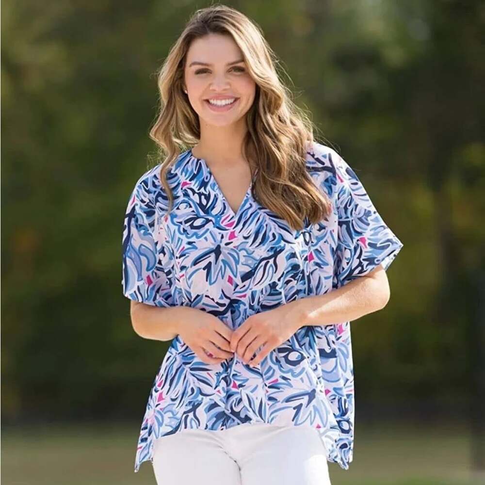 Simply Southern Drape Size Medium Tropical Leaf Beach Boho Oversized Blouse NWT